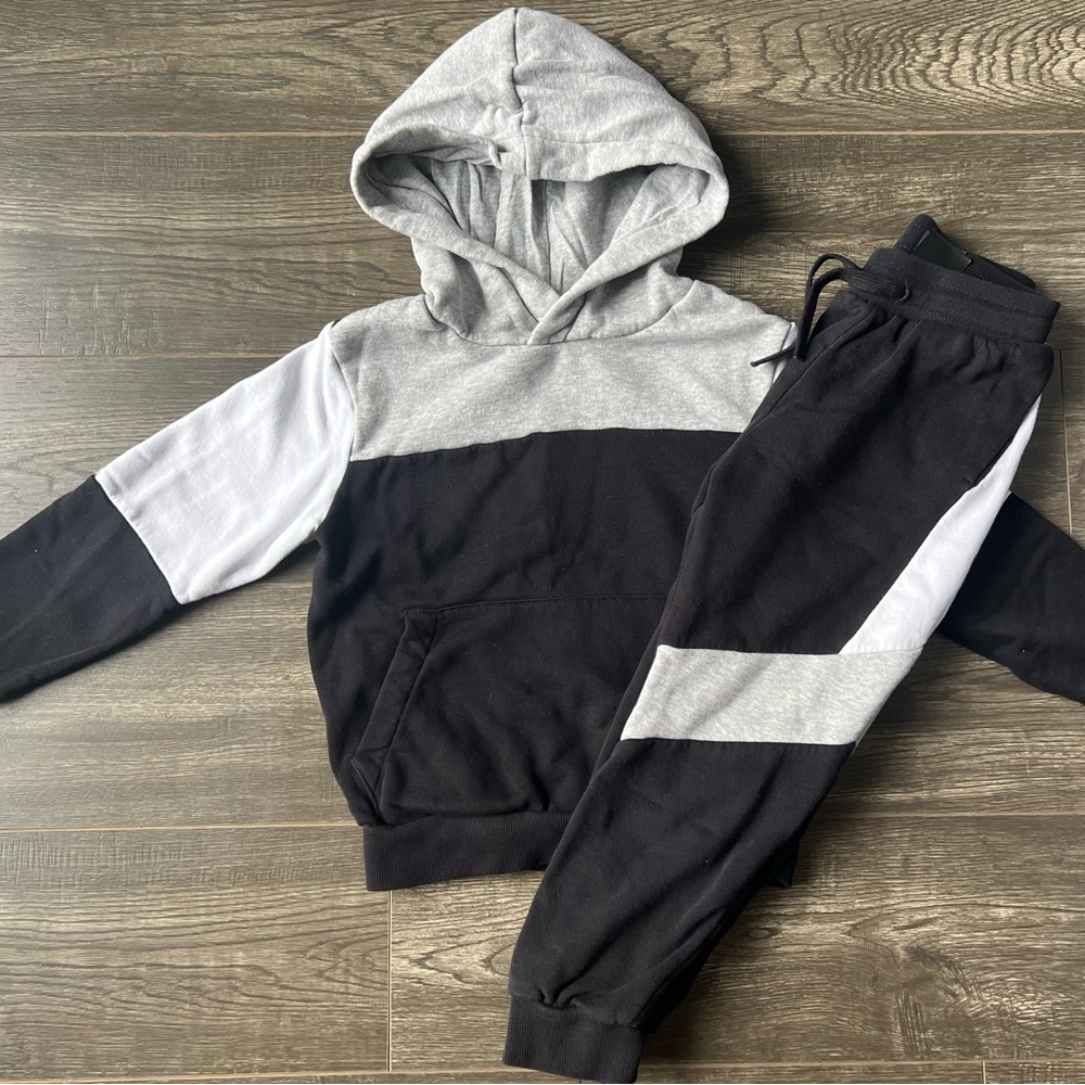 H&M Kids Gray and Black Jogger Set